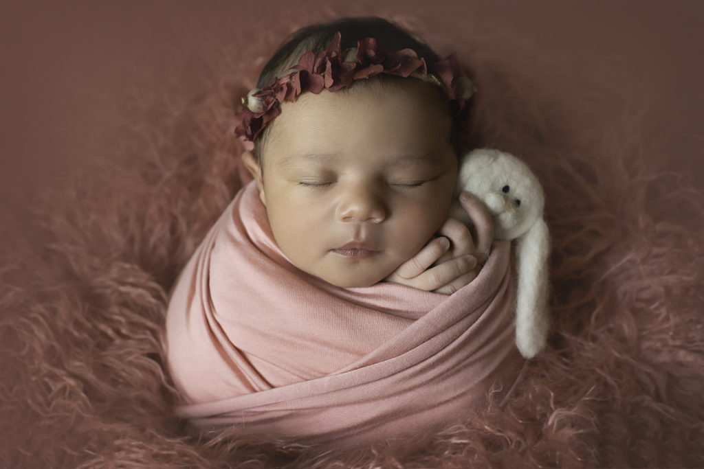 ayla newborn photography