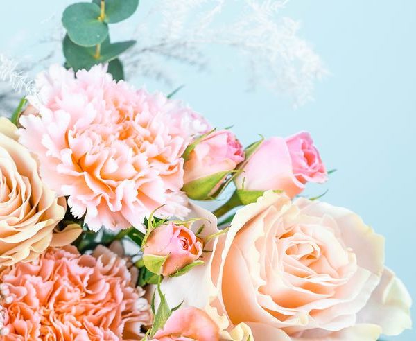 best wedding flowers by month