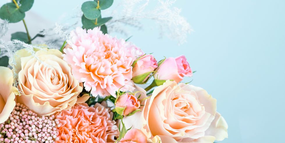 best wedding flowers by month